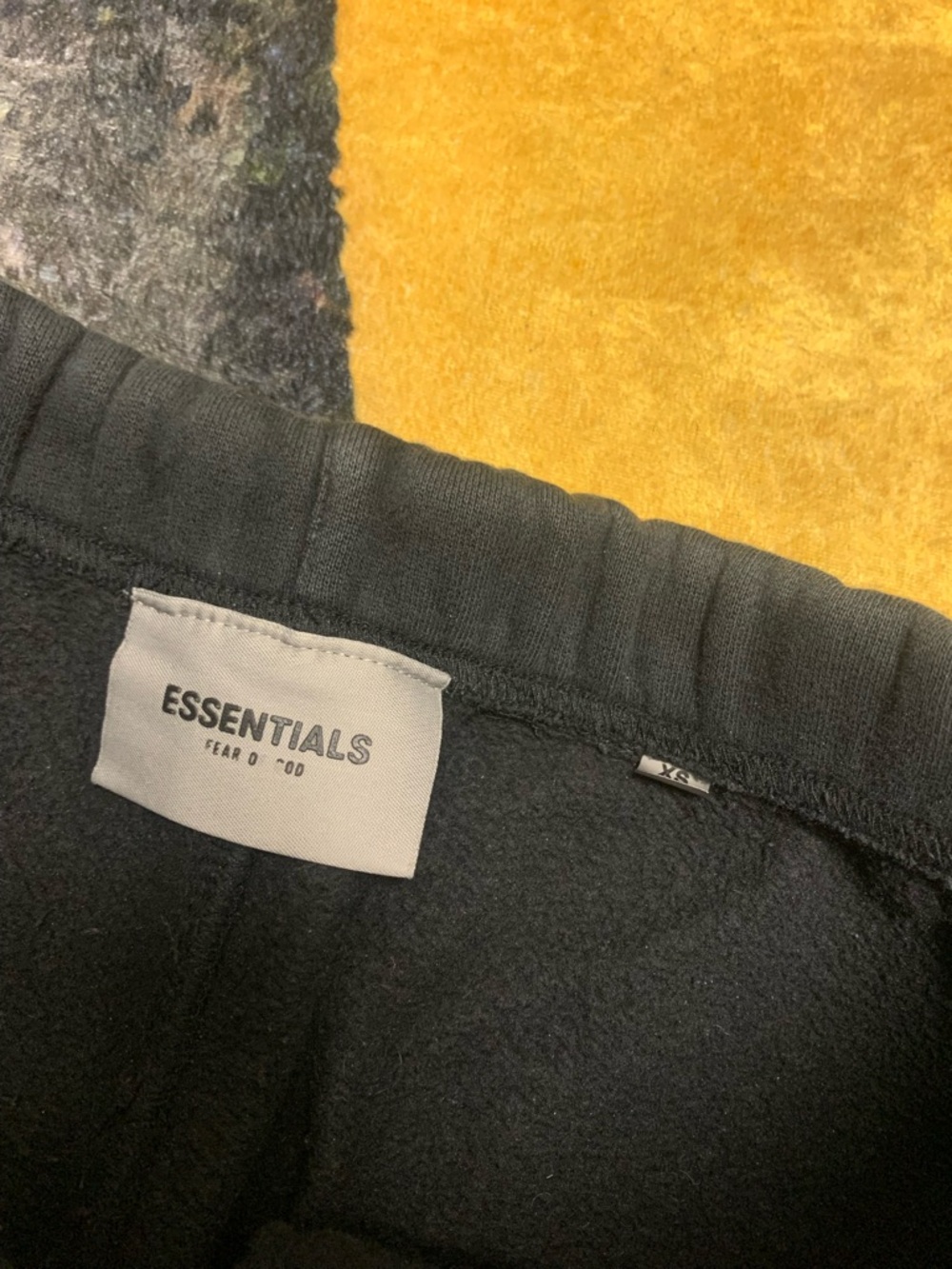 Essentials Sweatpants - Picture 4 of 7